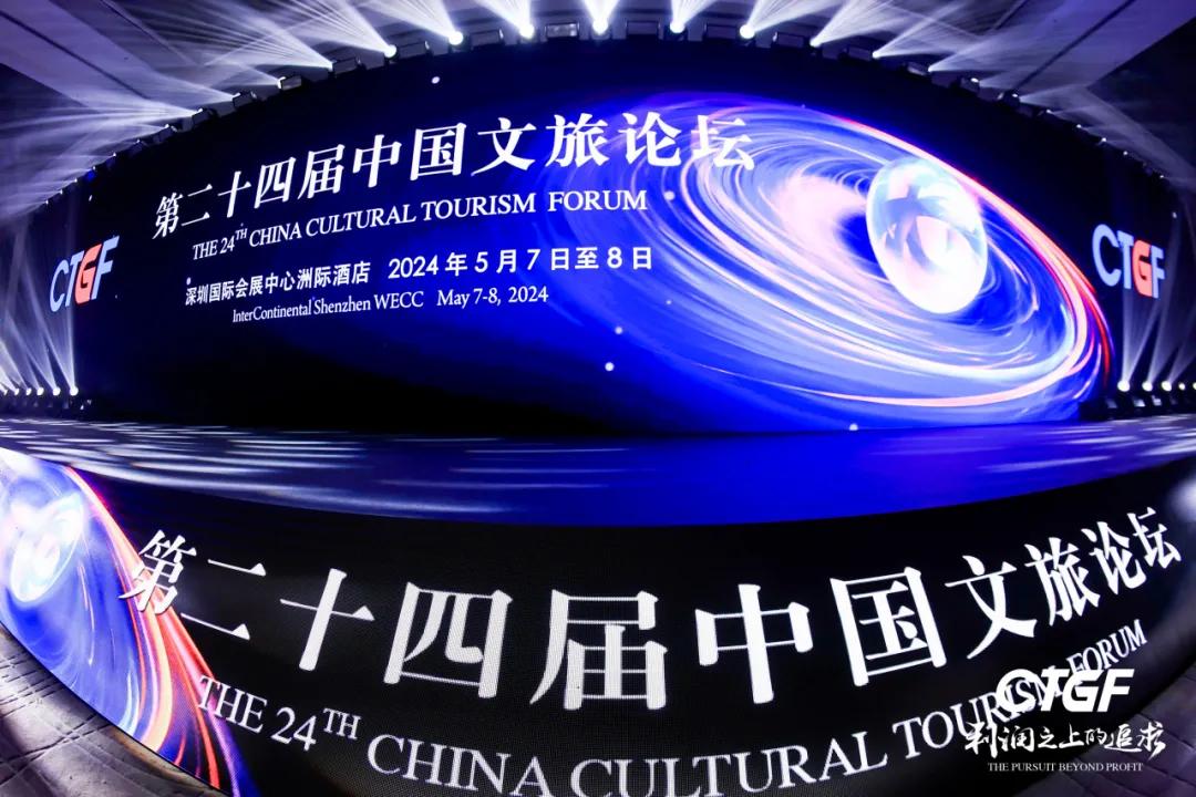 在現場| 浪漫香氣的自由詩，讓詩更近，讓遠方更遠